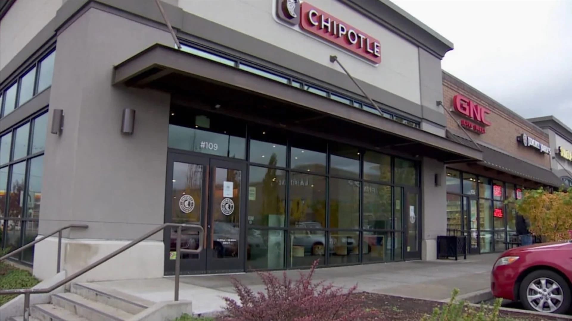 Chipotle offering buy one, get one deal for hockey fan customers