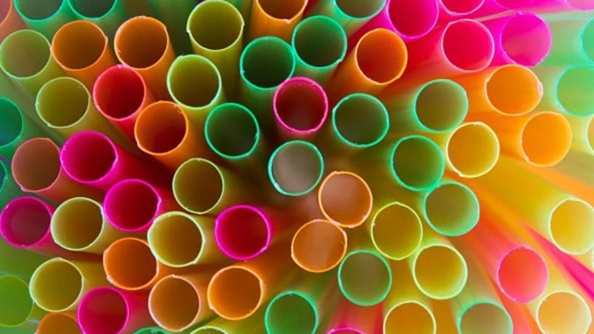 #N12BK: Plastic straw ban