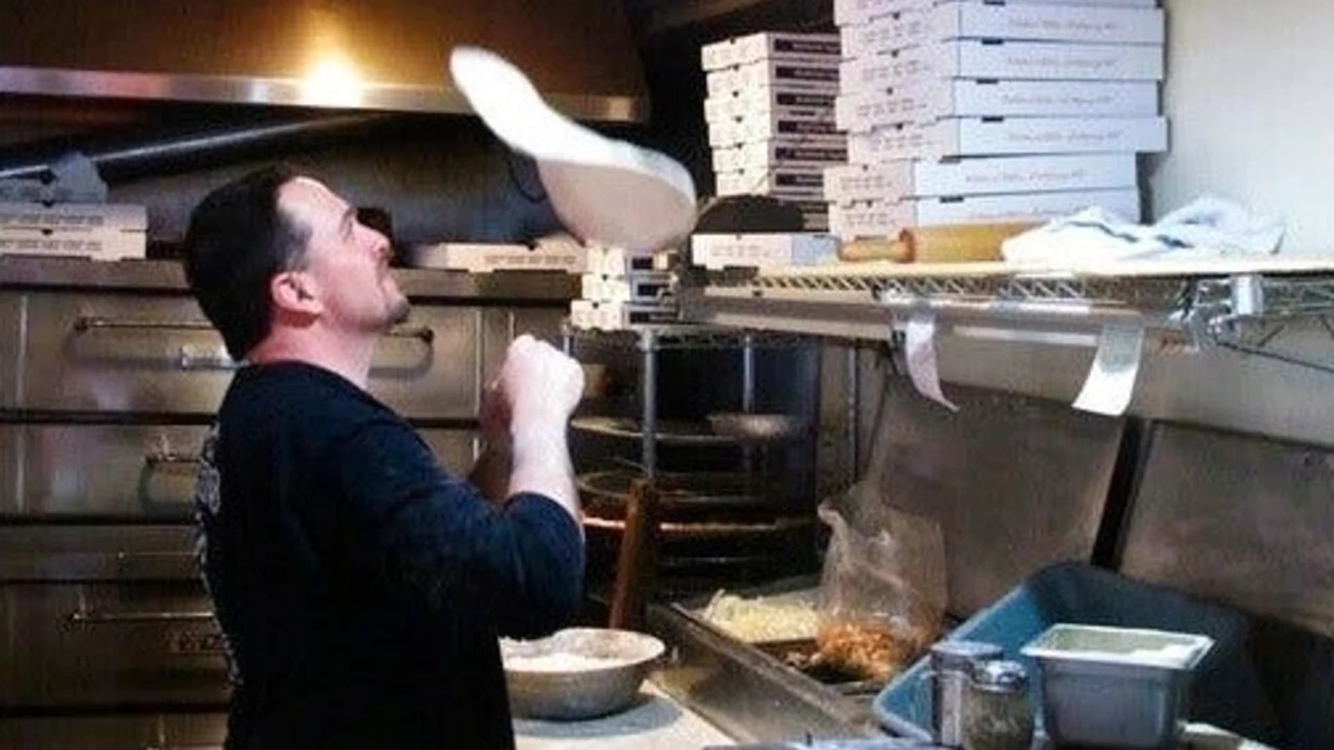 NJ pizzeria borrows to keep workers on the job, spurs donations