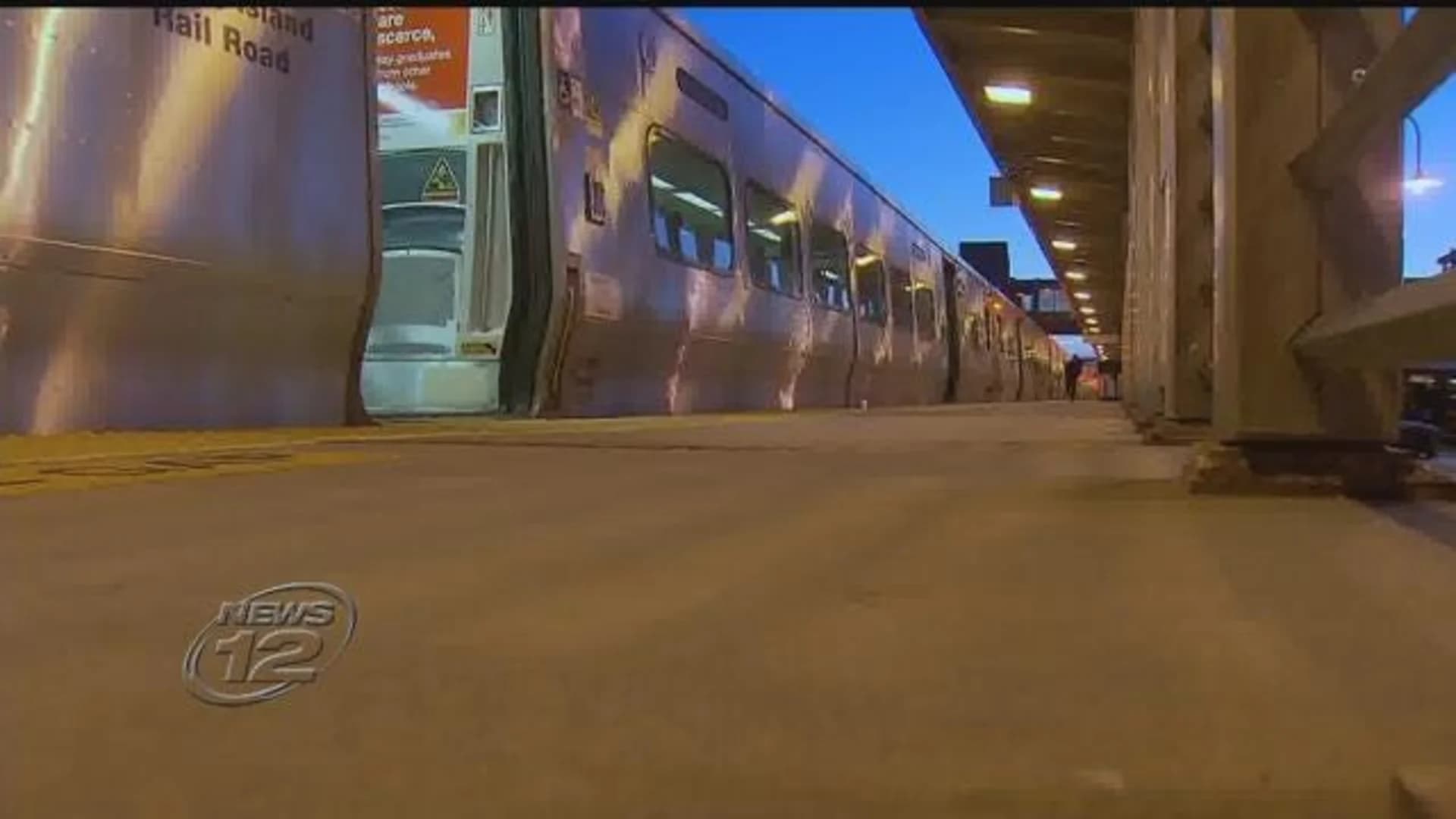 Commuter advocates: LIRR posts worst on-time performance since 1996