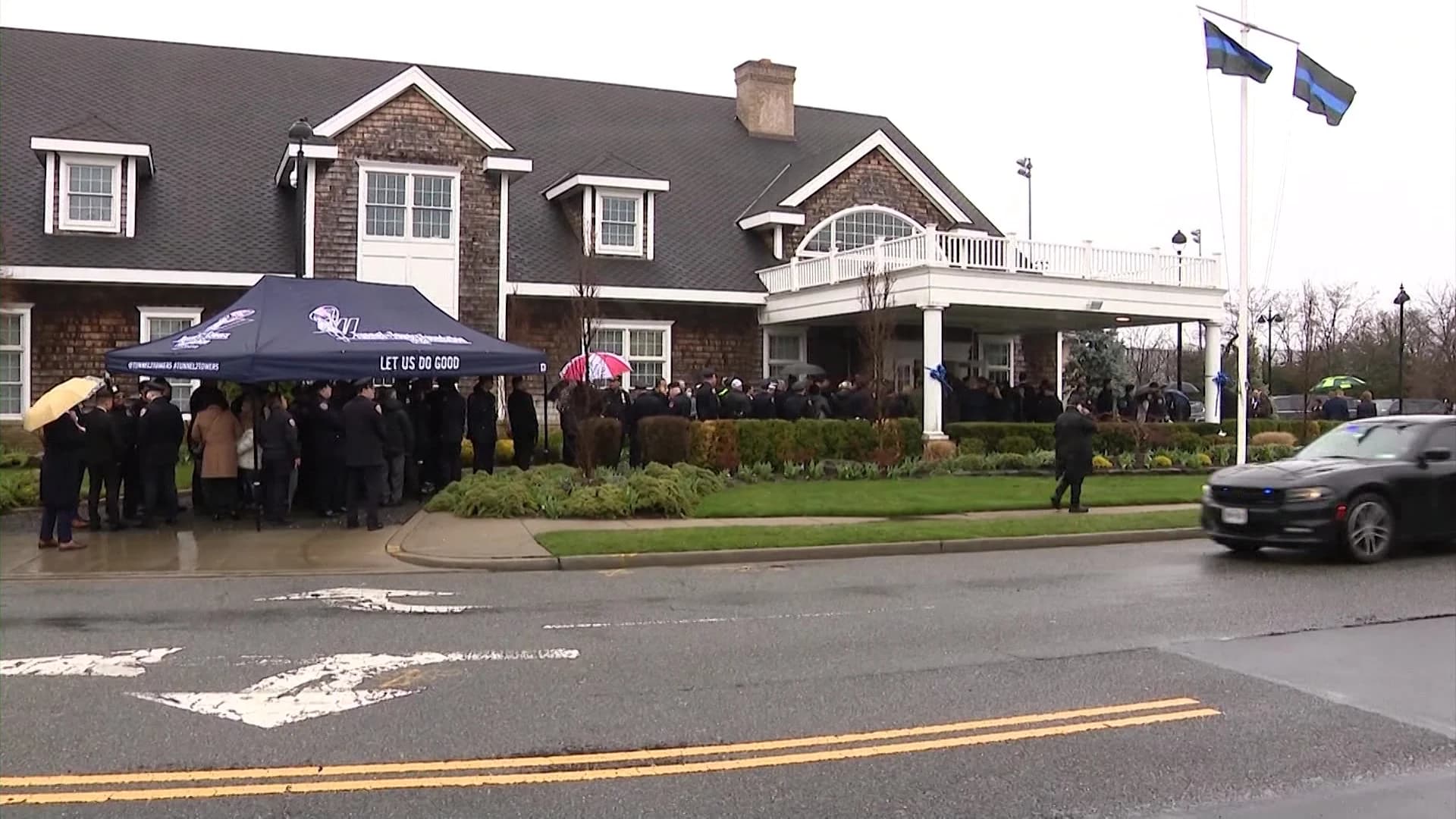 Wake services begin for fallen NYPD officer Jonathan Diller, former President Trump attends