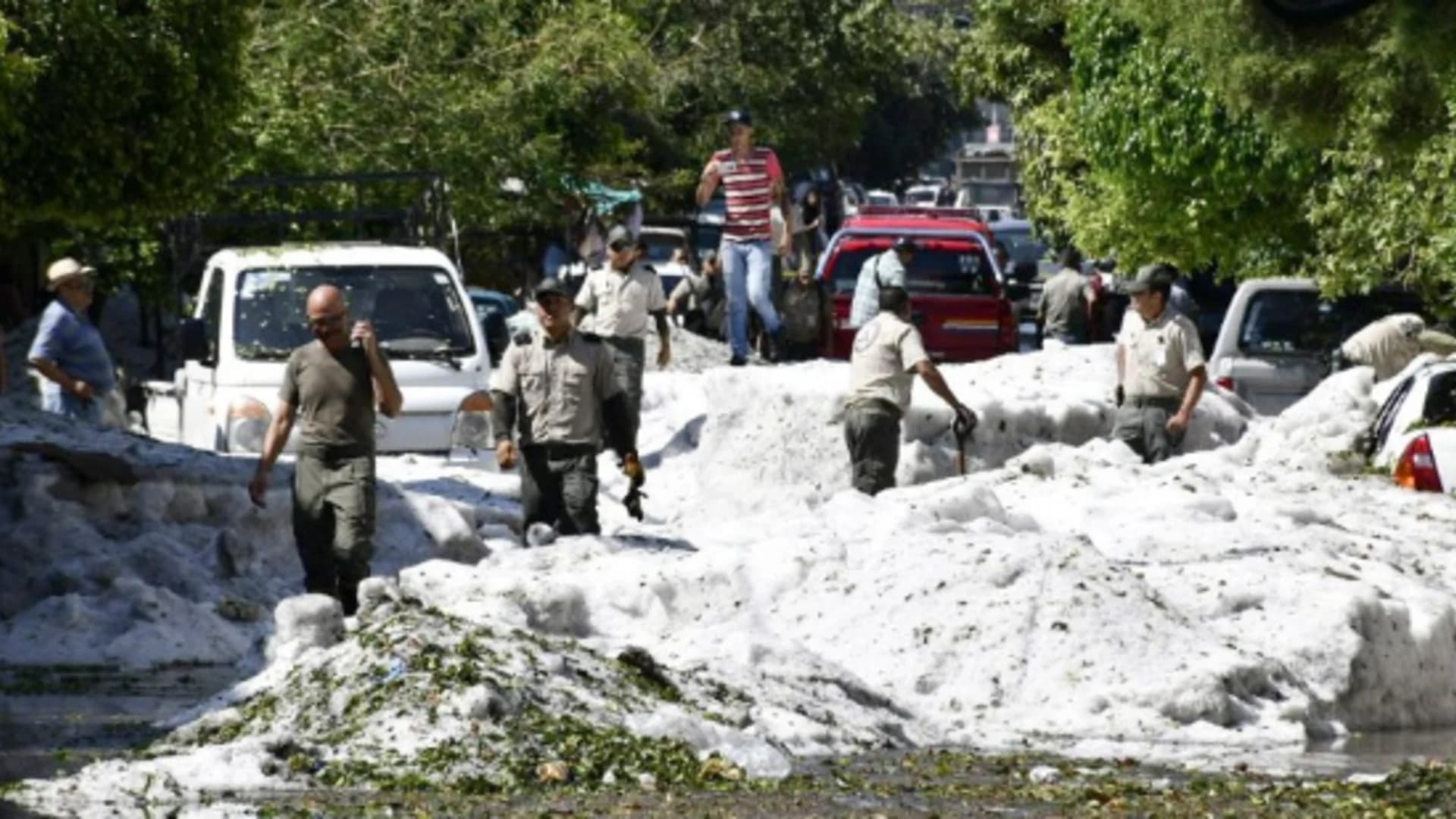 Wild storm buries Mexican city in 5 feet of ice