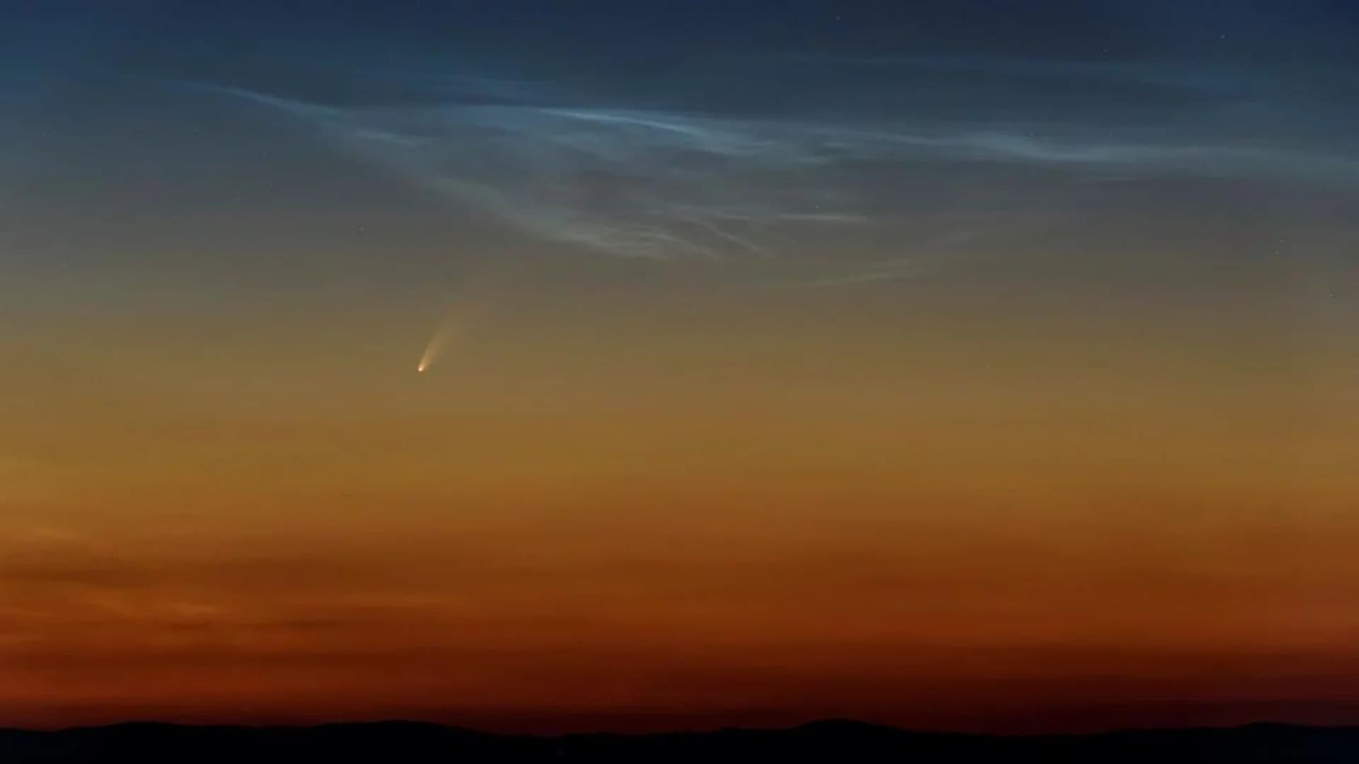 Comet NEOWISE putting on a rare celestial show